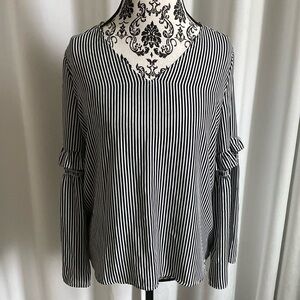 Loft women’s flowy top v neck vertical stripes bell sleeves size small